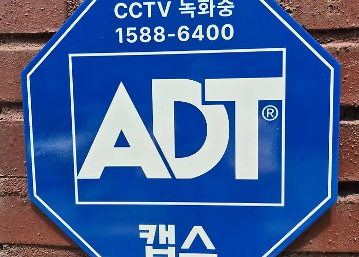 Habitación en casa particular 루미방배스테이,사당역,이수역,공항버스,도보8분,독채,최대6인,퀸침대3개,이태원,명동,동대문,강남,홍대,코엑스 *